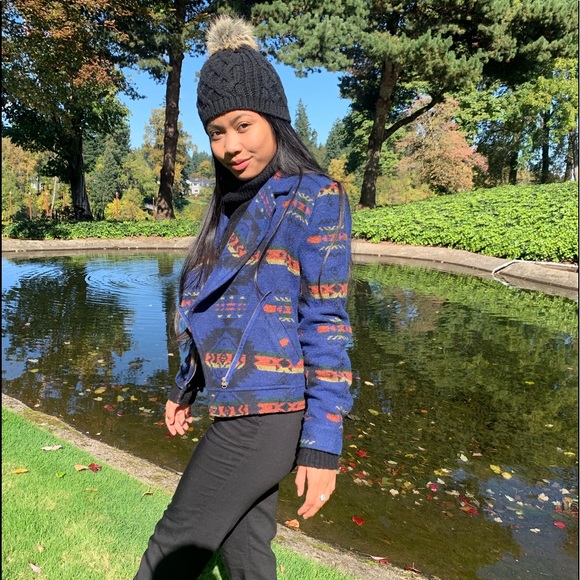 Jacket - Picture 2 of 7